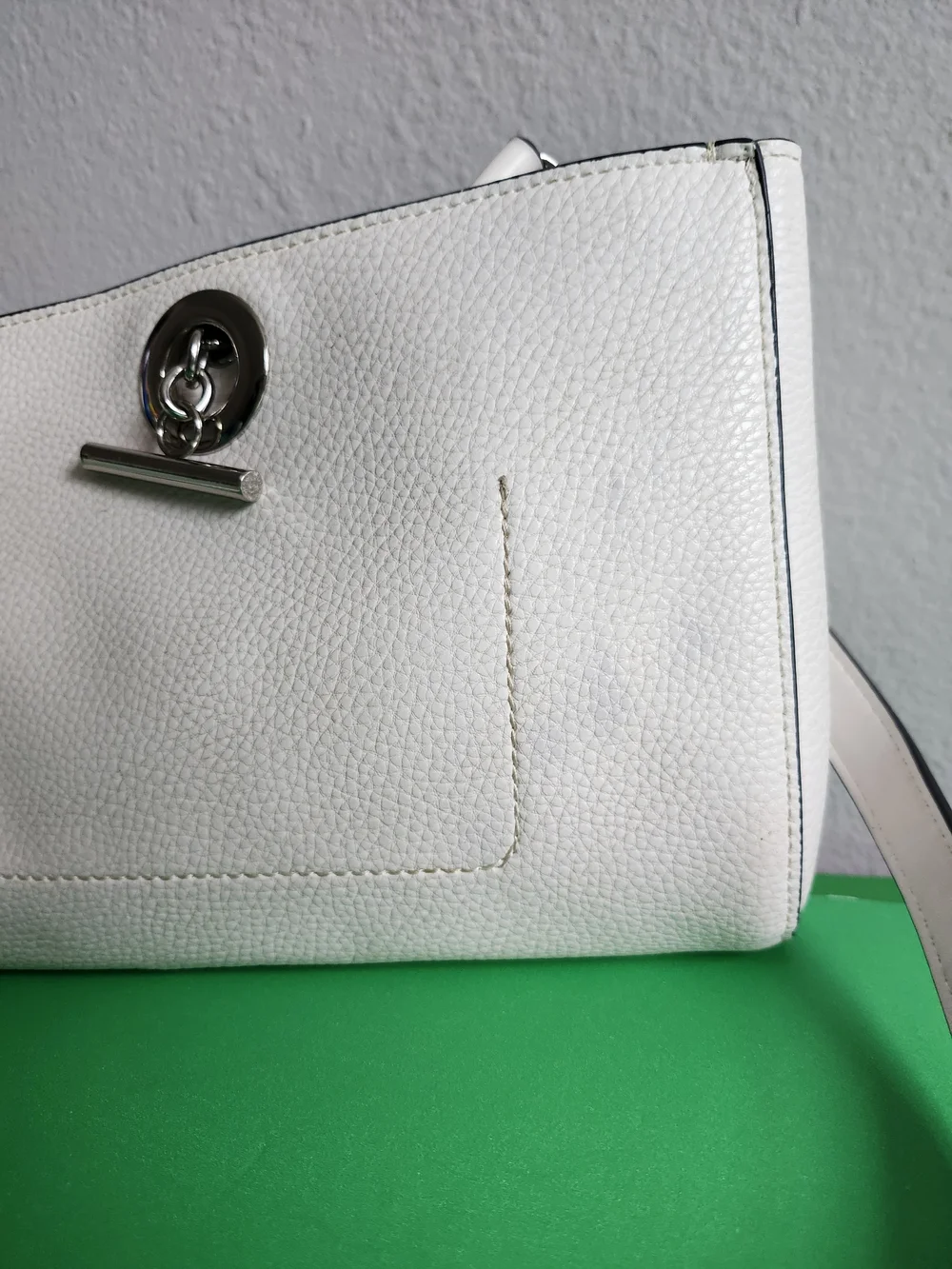 Sondra Roberts Off-White Pebbled Leather Shoulder Bag Crossbody